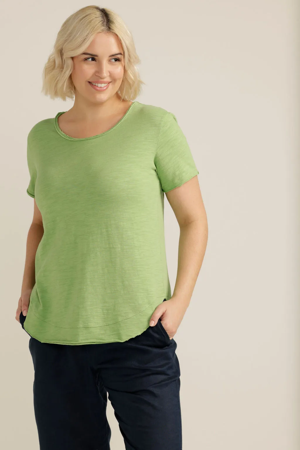 Cotton Curved Hem Tee Apple Green
