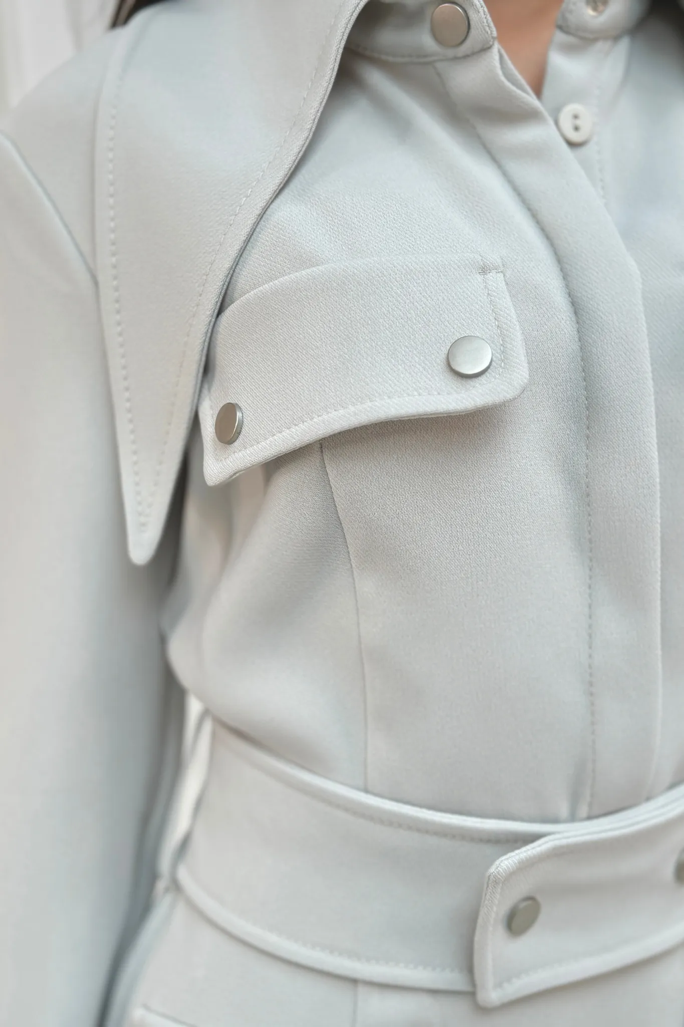 Kayla Belted Dress In Stone