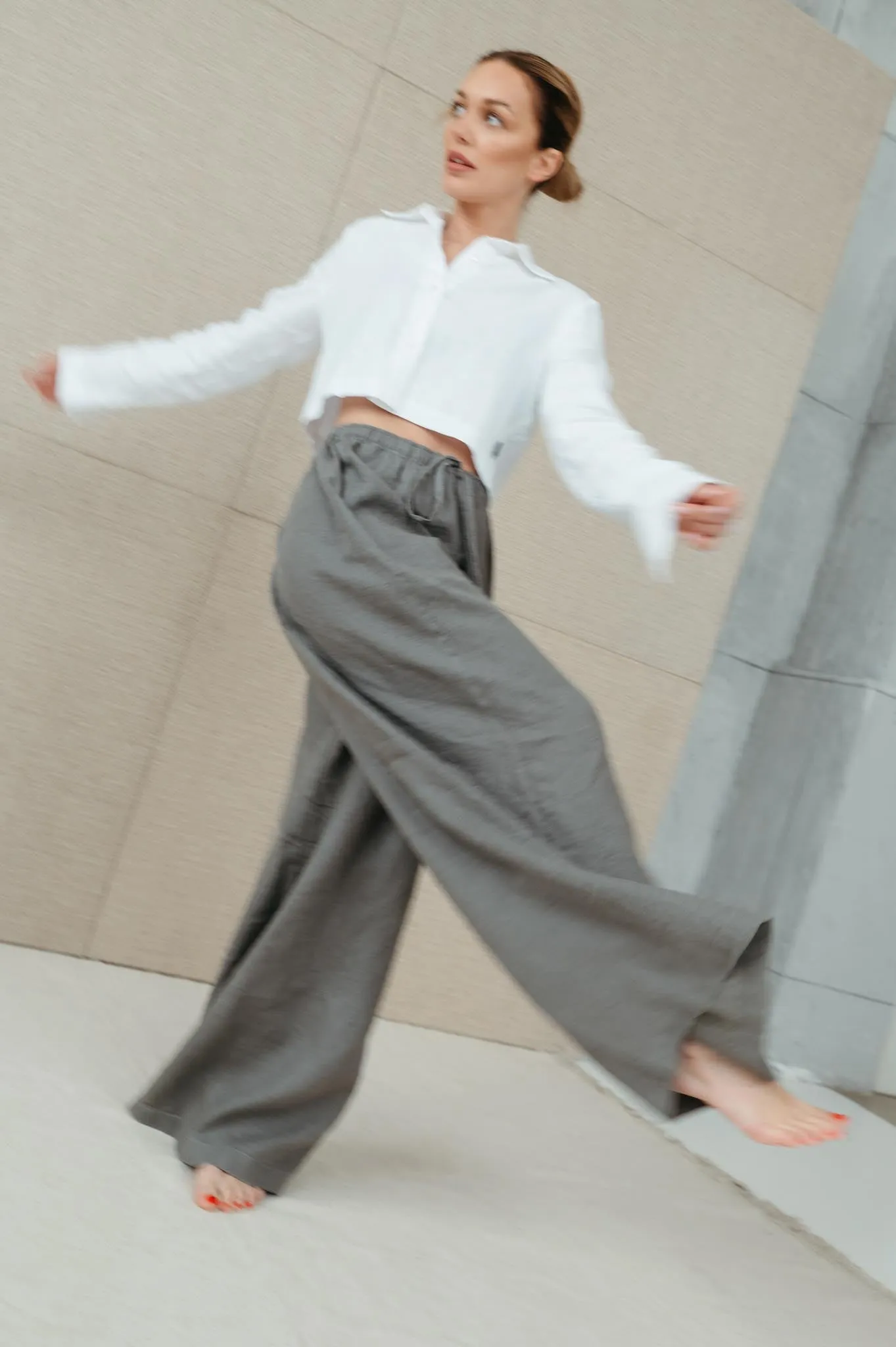 Sofa Killer natural green linen trousers Doha