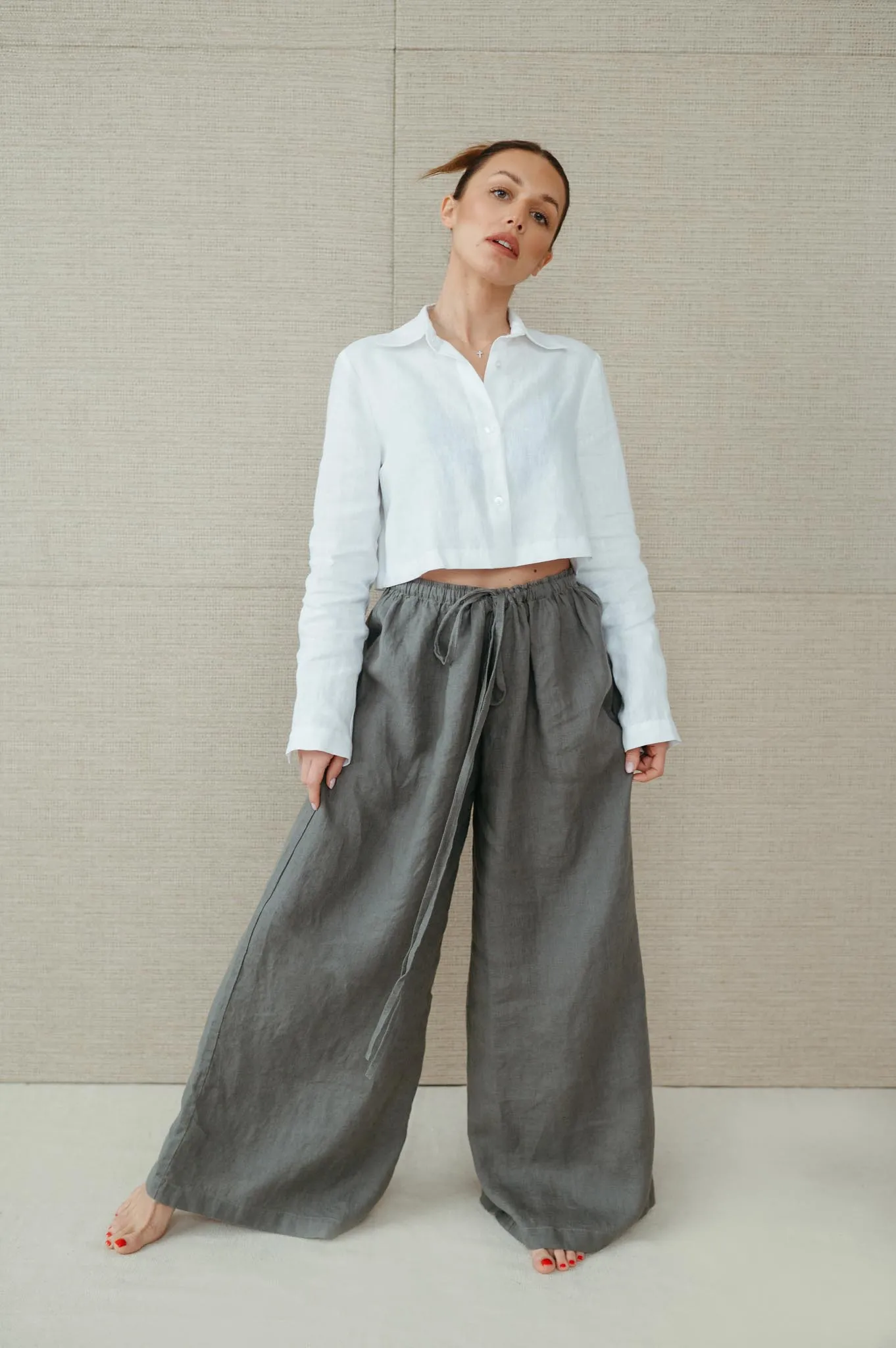 Sofa Killer natural green linen trousers Doha