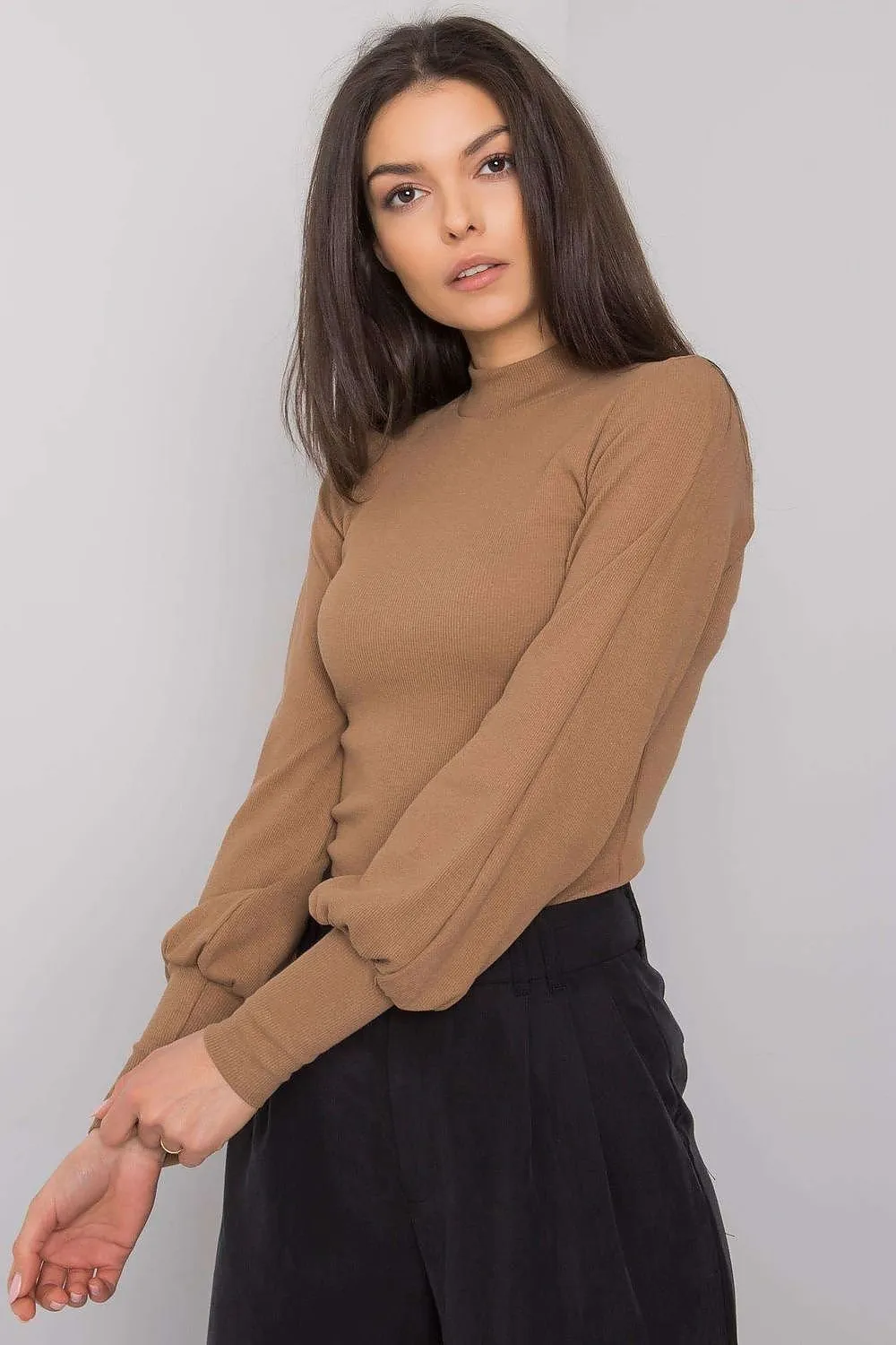 TEEK - Sweet Stretch Puff Sleeve Blouse